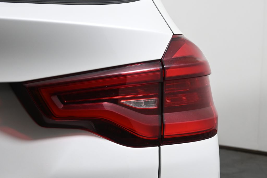 Thumbnail: 2020 BMW X3 - 13