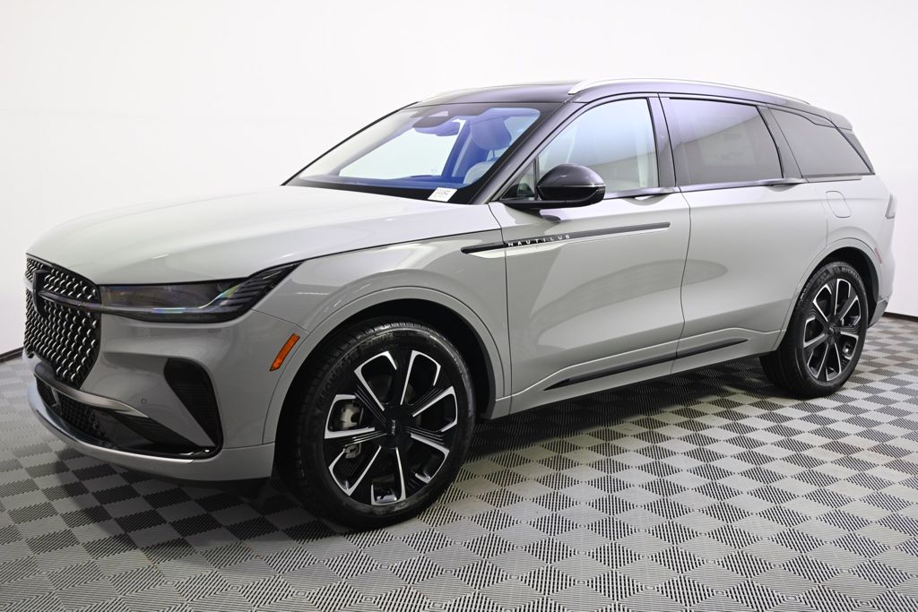 New 2026 Gray Lincoln Reserve image 2