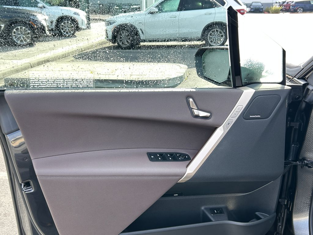 Thumbnail: 2025 BMW iX - 11