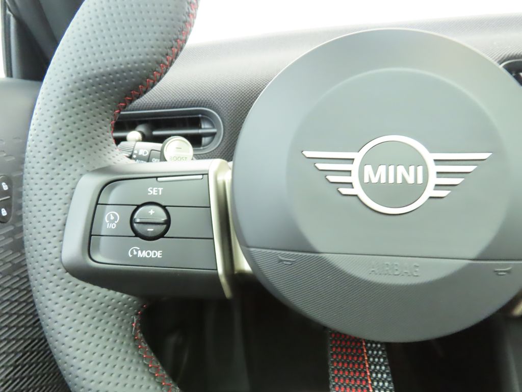 Thumbnail: 2026 MINI Cooper - 11