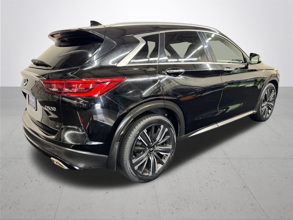 2021 INFINITI QX50 LUXE