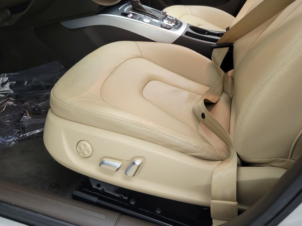 Thumbnail: 2014 Audi A4 - 23