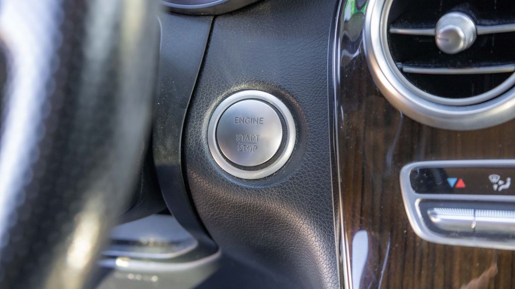 Used 2016 Mercedes-Benz GLC GLC 300 4D Sport Utility