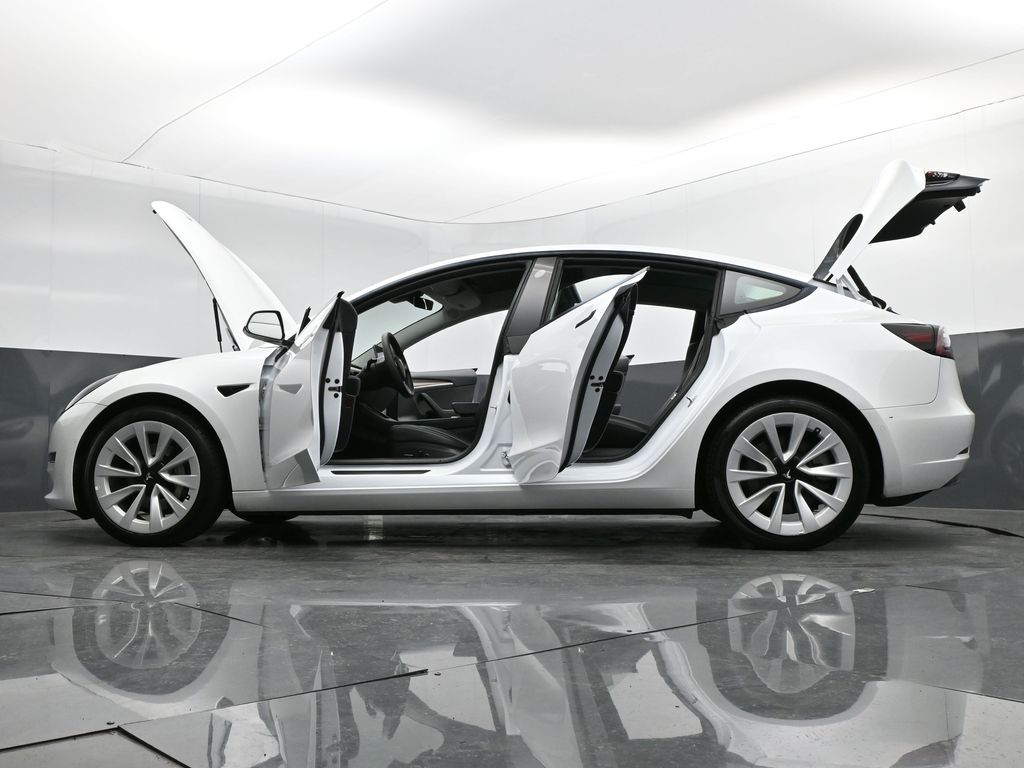 2022 Tesla Model 3 Long Range Dual Motor All-Wheel Drive