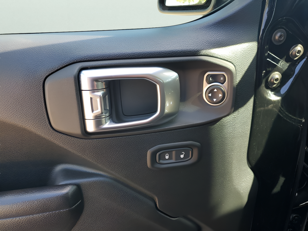 Used Car 2021 Jeep Gladiator  Sport For Sale Under $35,000 In Austin, Texas