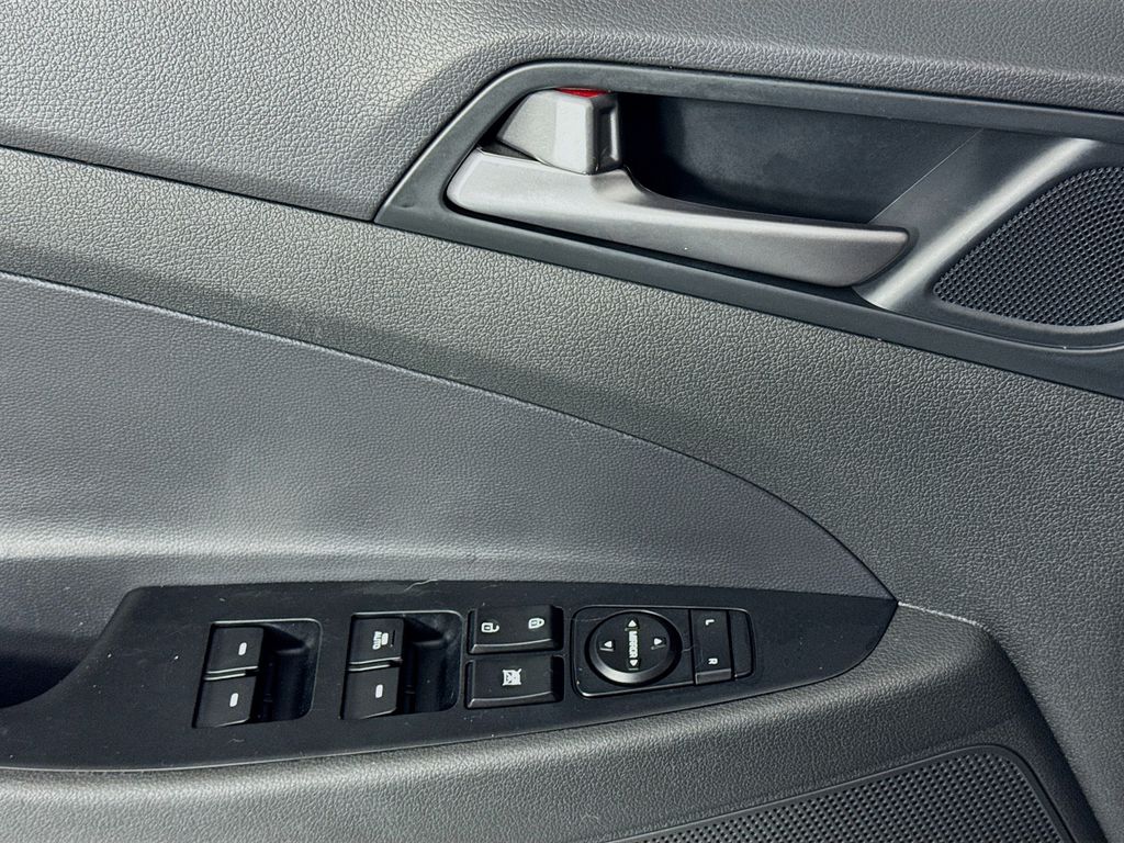 Used Car 2017 Hyundai Tucson  Value For Sale Under $15,000 In Austin, Texas