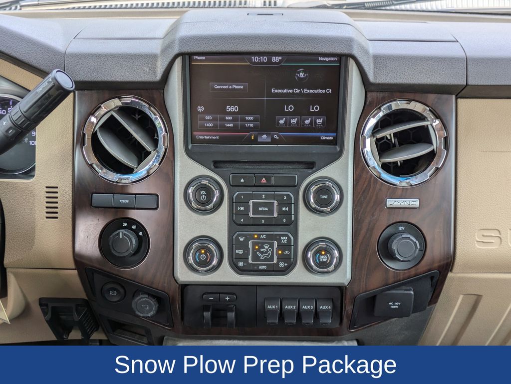 2016 Ford F-350 Super Duty LARIAT