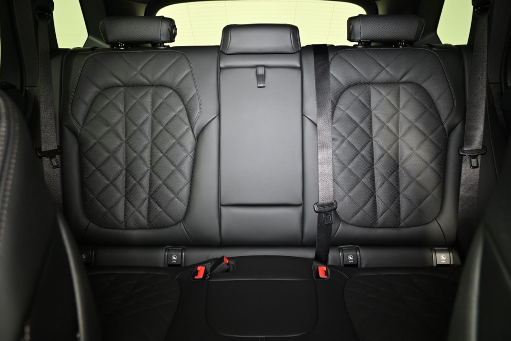 Thumbnail: 2026 BMW X5 - 26