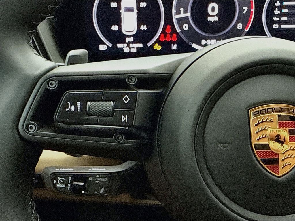 Thumbnail: 2026 Porsche Cayenne - 13