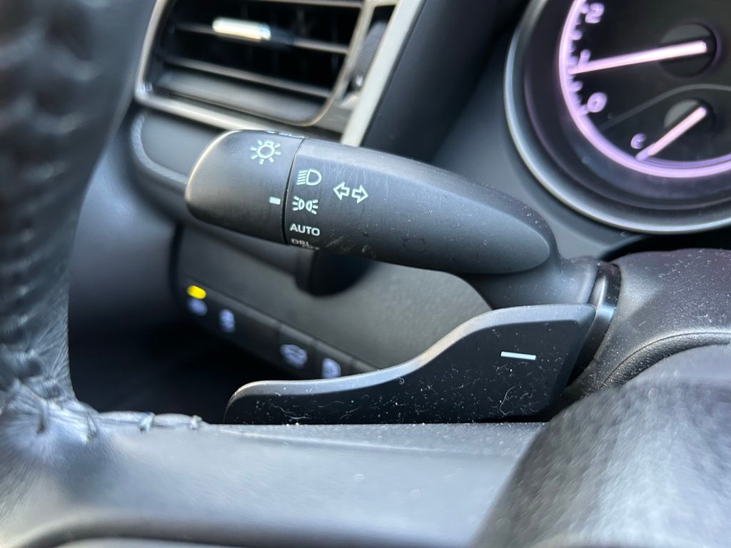 Thumbnail: 2023 Toyota Camry - 22