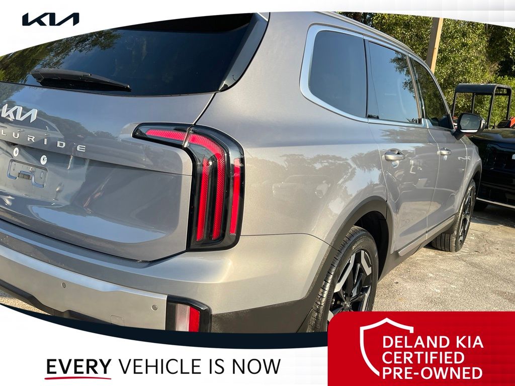 2024 Kia Telluride EX - Photo 8