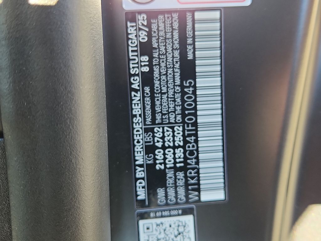 Thumbnail: 2026 Mercedes-Benz AMG GT - 15