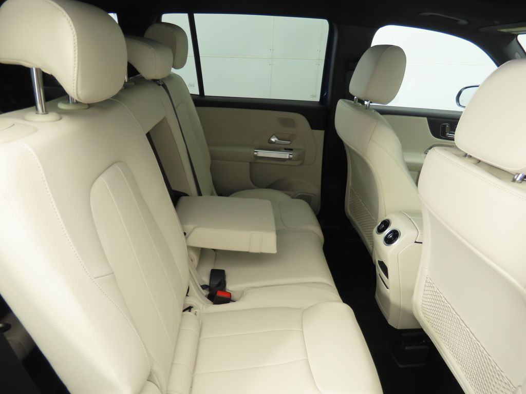 Thumbnail: 2026 Mercedes-Benz GLB - 24