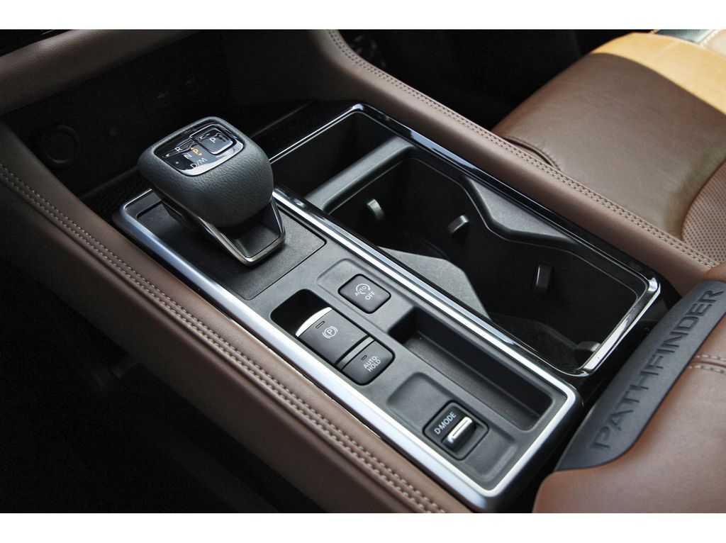 2024 Nissan Pathfinder Platinum Gray at North Houston Mitsubishi