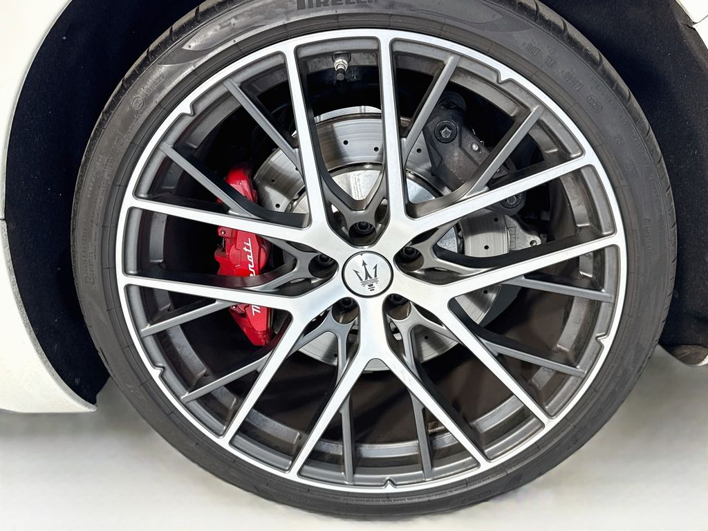 Thumbnail: 2024 Maserati GranTurismo - 28