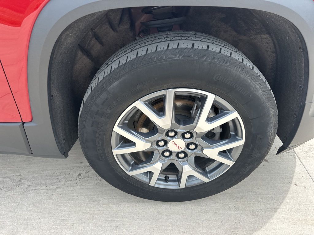 2023 Volcanic Red Tintcoat GMC Acadia SLT FWD SUV