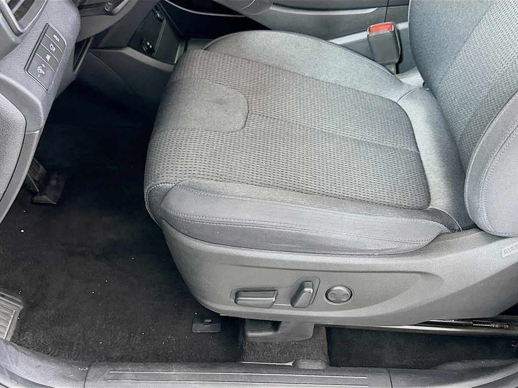 Thumbnail: 2023 Hyundai Santa Fe - 20