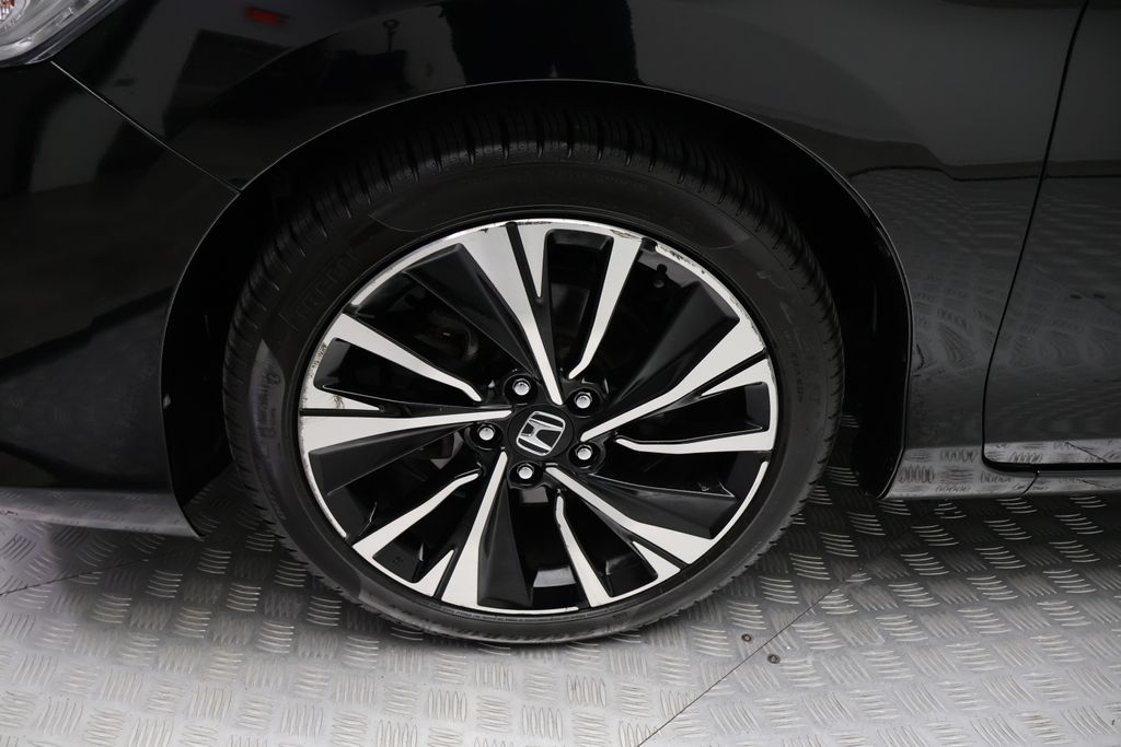 Thumbnail: 2017 Honda Accord - 4