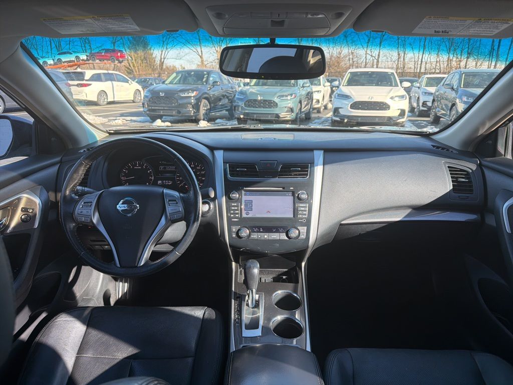 Thumbnail: 2013 Nissan Altima - 12