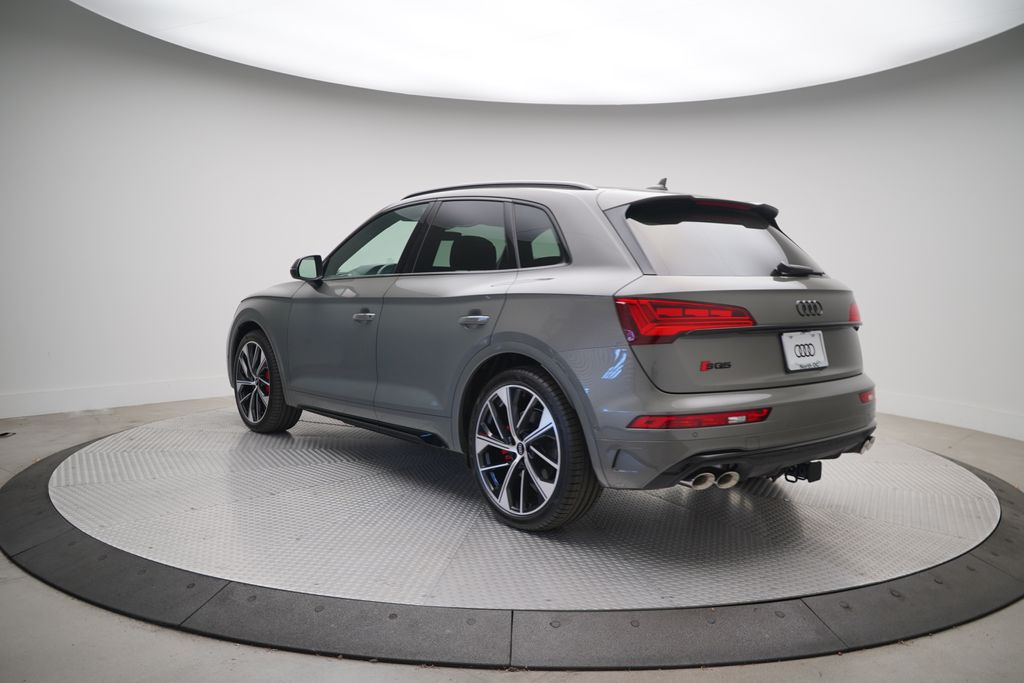 2024 Audi SQ5  4