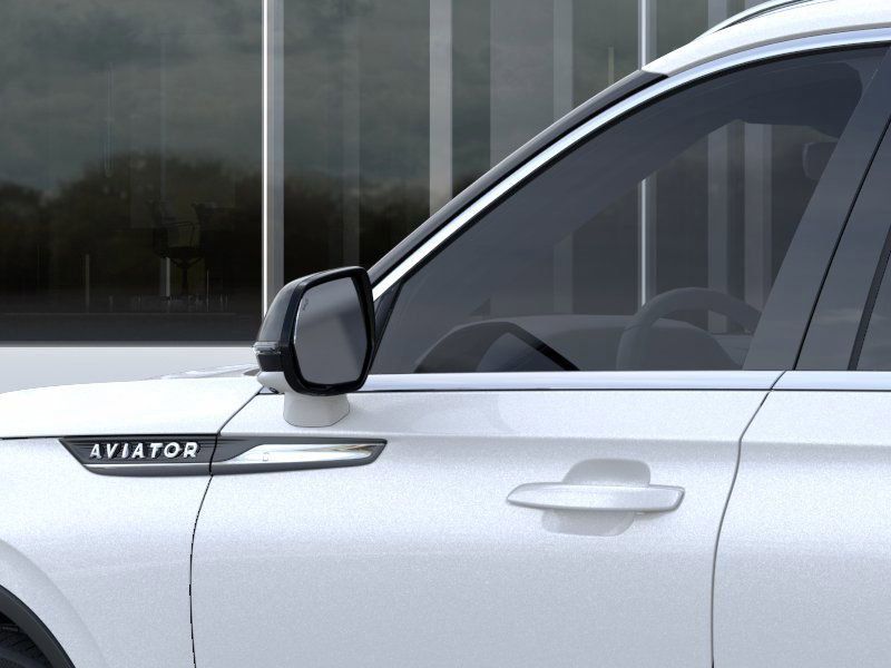 Thumbnail: 2024 Lincoln Aviator - 20