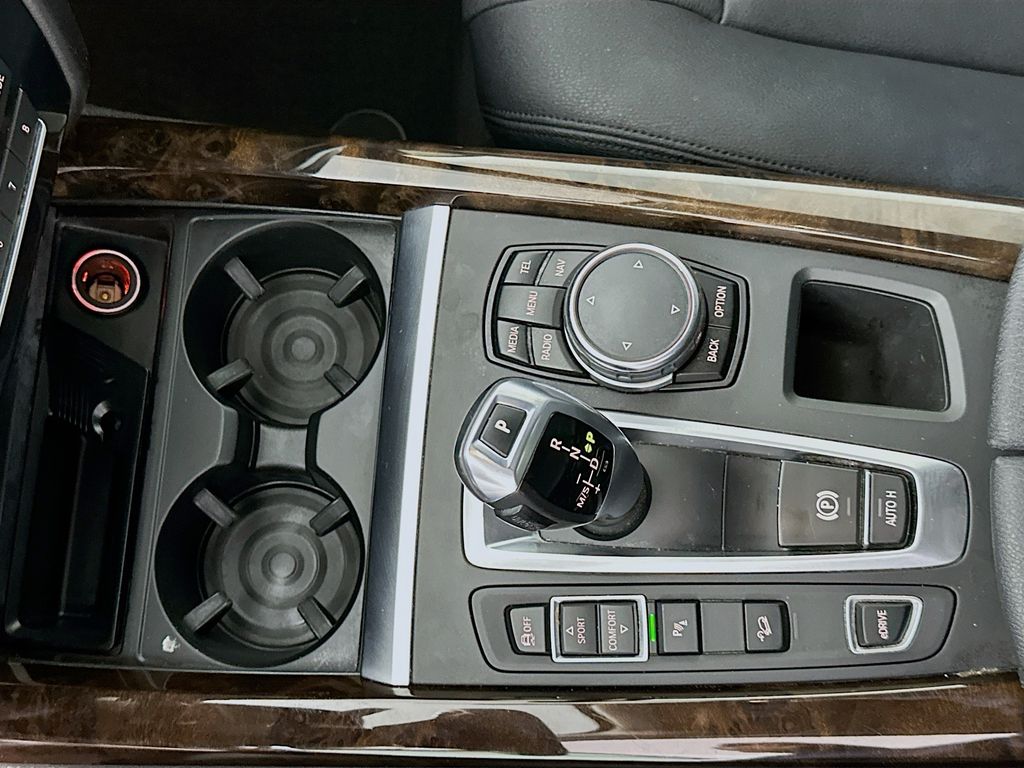 Thumbnail: 2016 BMW X5 - 17