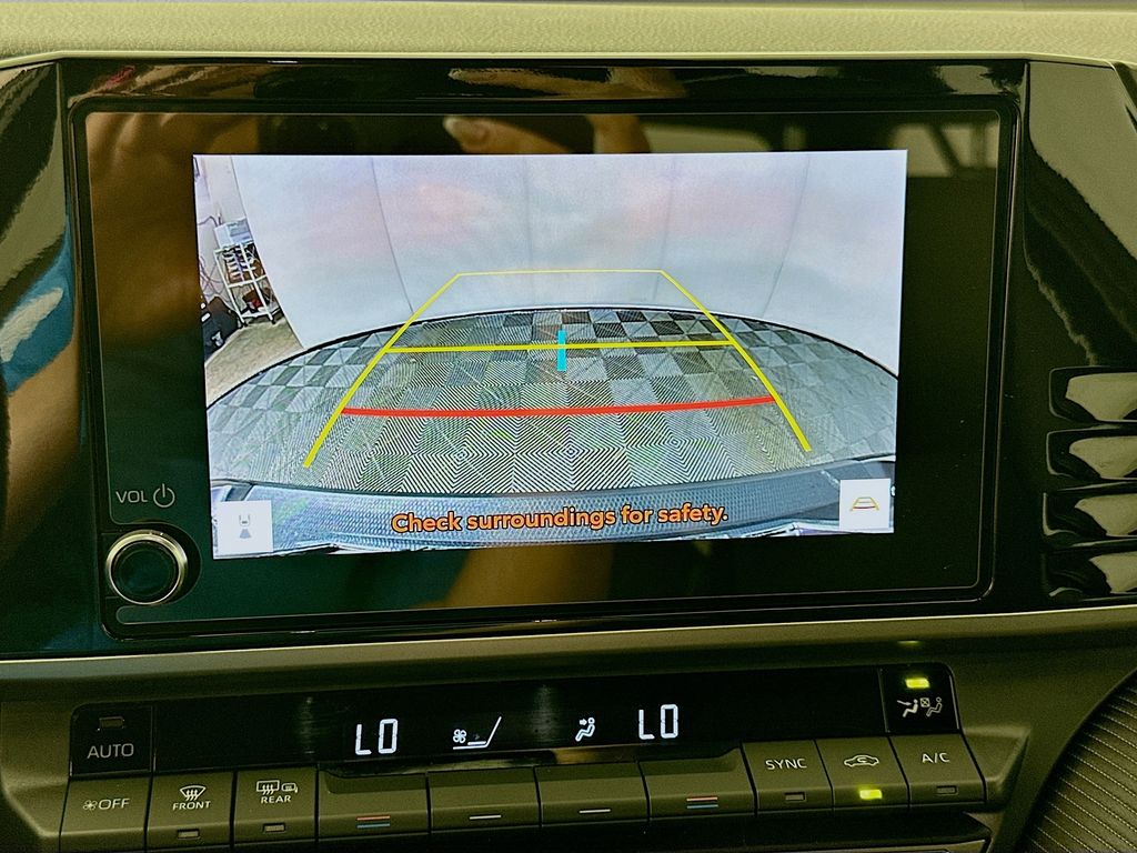 Thumbnail: 2025 Toyota Camry - 15