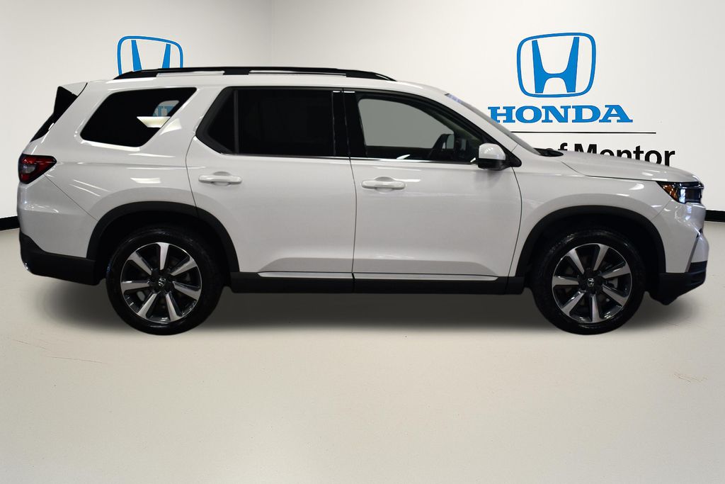 Thumbnail: 2025 Honda Pilot - 8