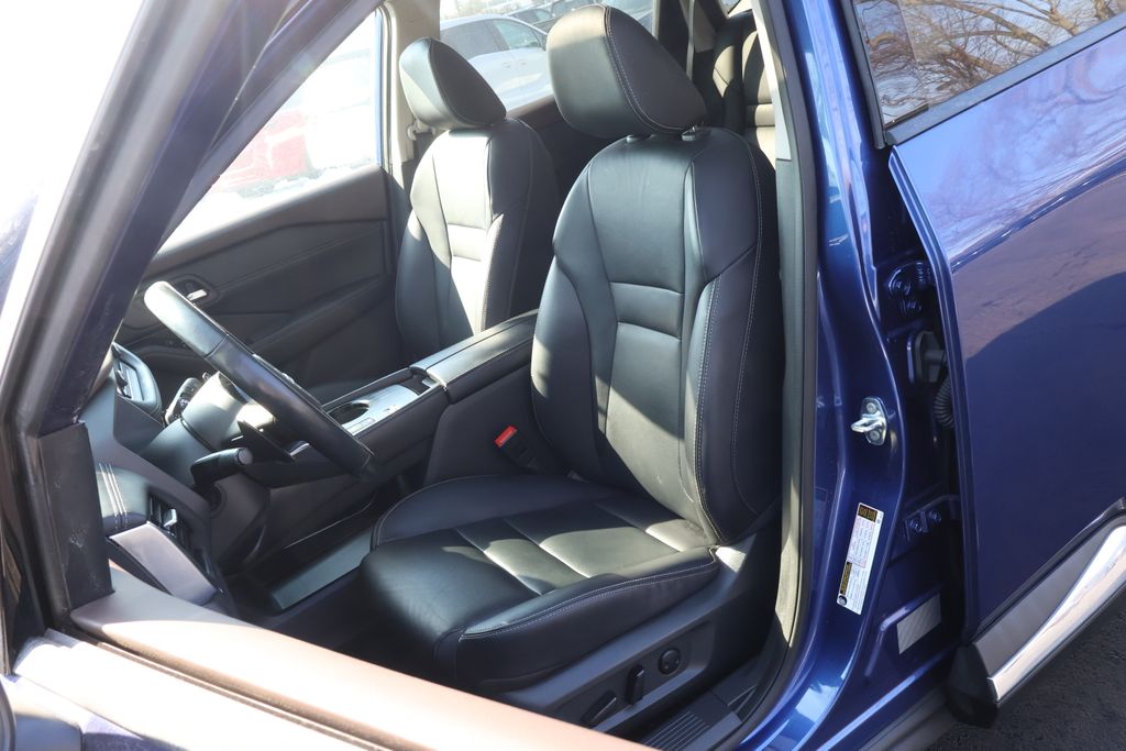 Thumbnail: 2023 Nissan Rogue - 28