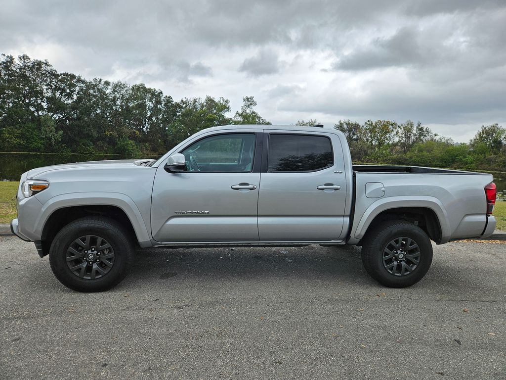 2022 Toyota Tacoma SR5 2