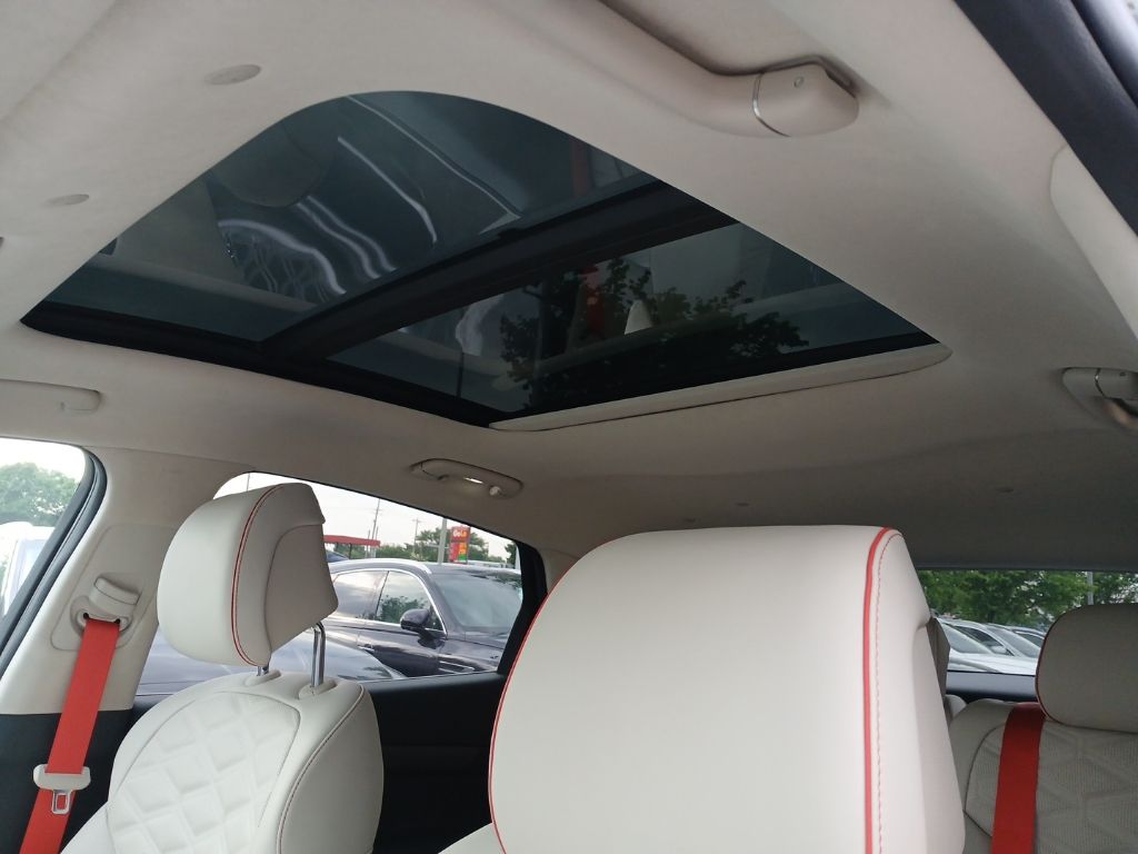 Thumbnail: 2025 Genesis GV80 - 20