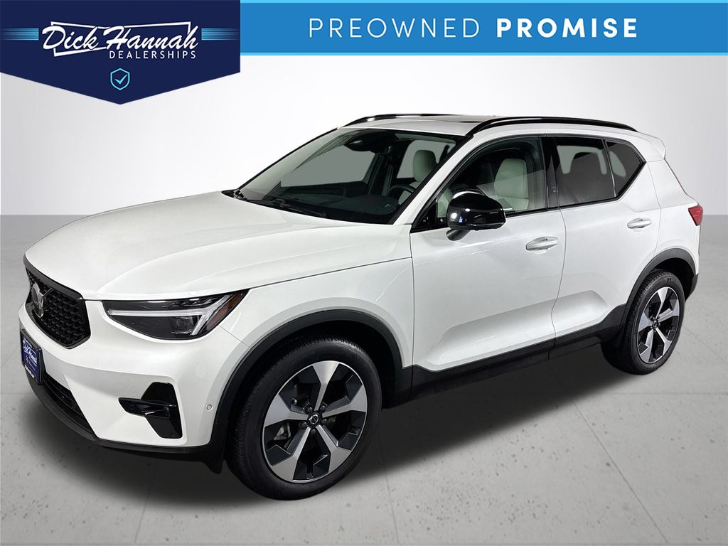 Dick Hannah Dick Says Yes - 2025 Volvo XC40 B5 Plus Dark Theme For Sale in Vancouver, WA