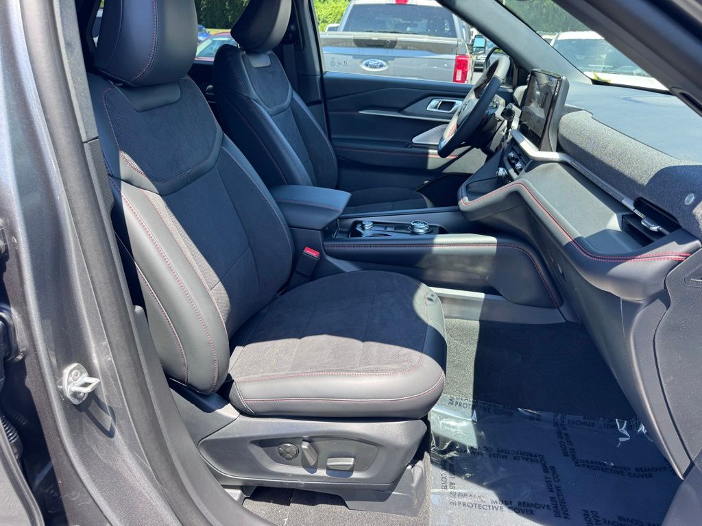 FordExplorer25