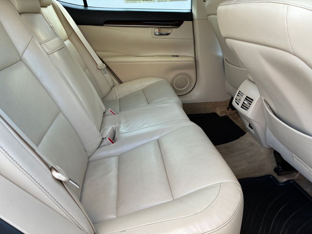 Used Car 2015 Lexus Es  350 For Sale Under $20,000 In Austin, Texas