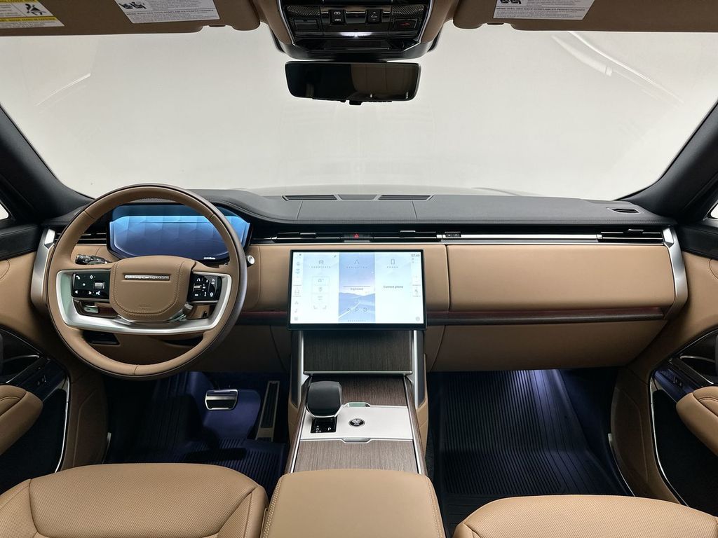 Thumbnail: 2025 Land Rover Range Rover - 8