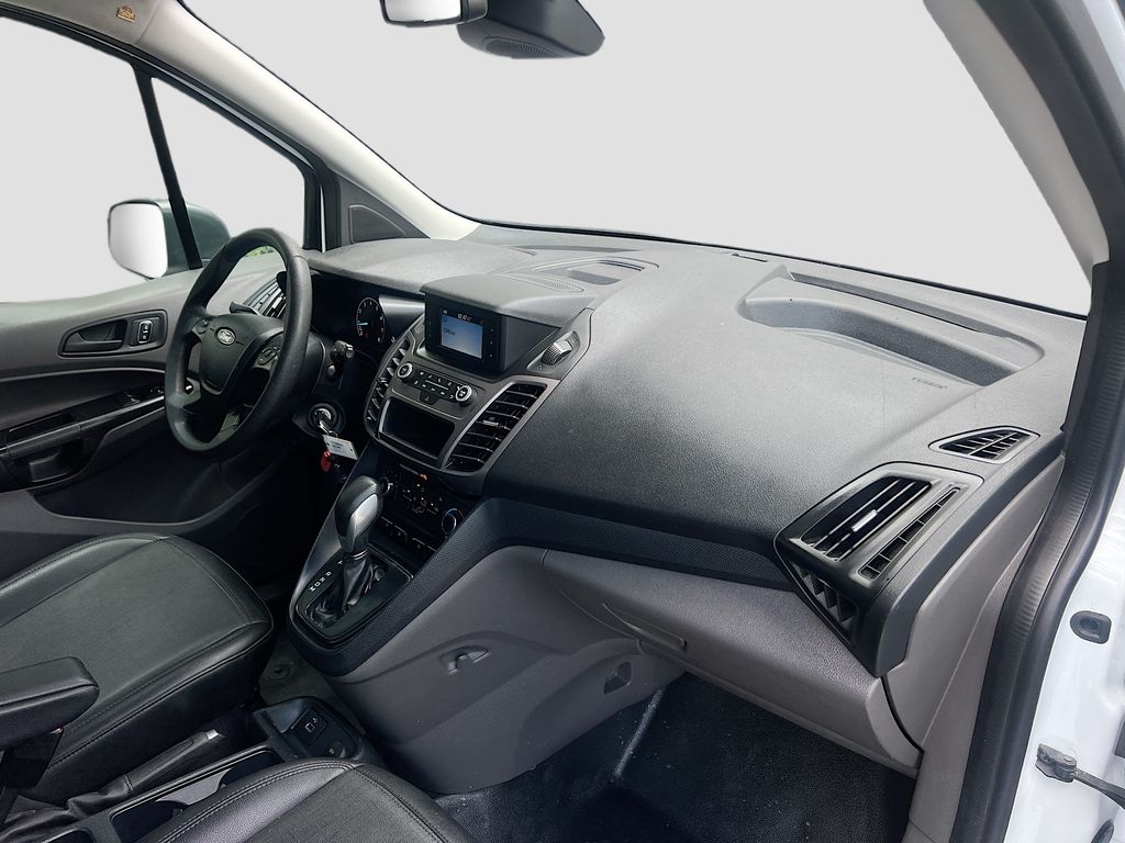Used 2023 White Ford XL image 27