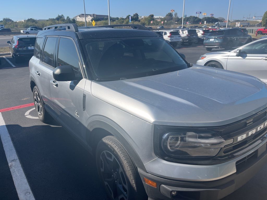 Thumbnail: 2022 Ford Bronco Sport - 3