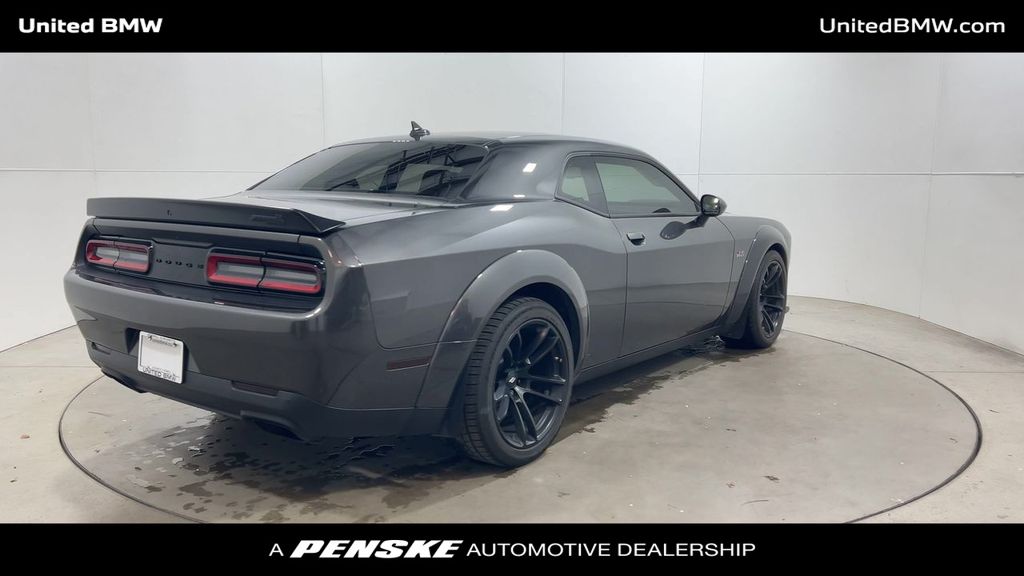 Thumbnail: 2022 Dodge Challenger - 8