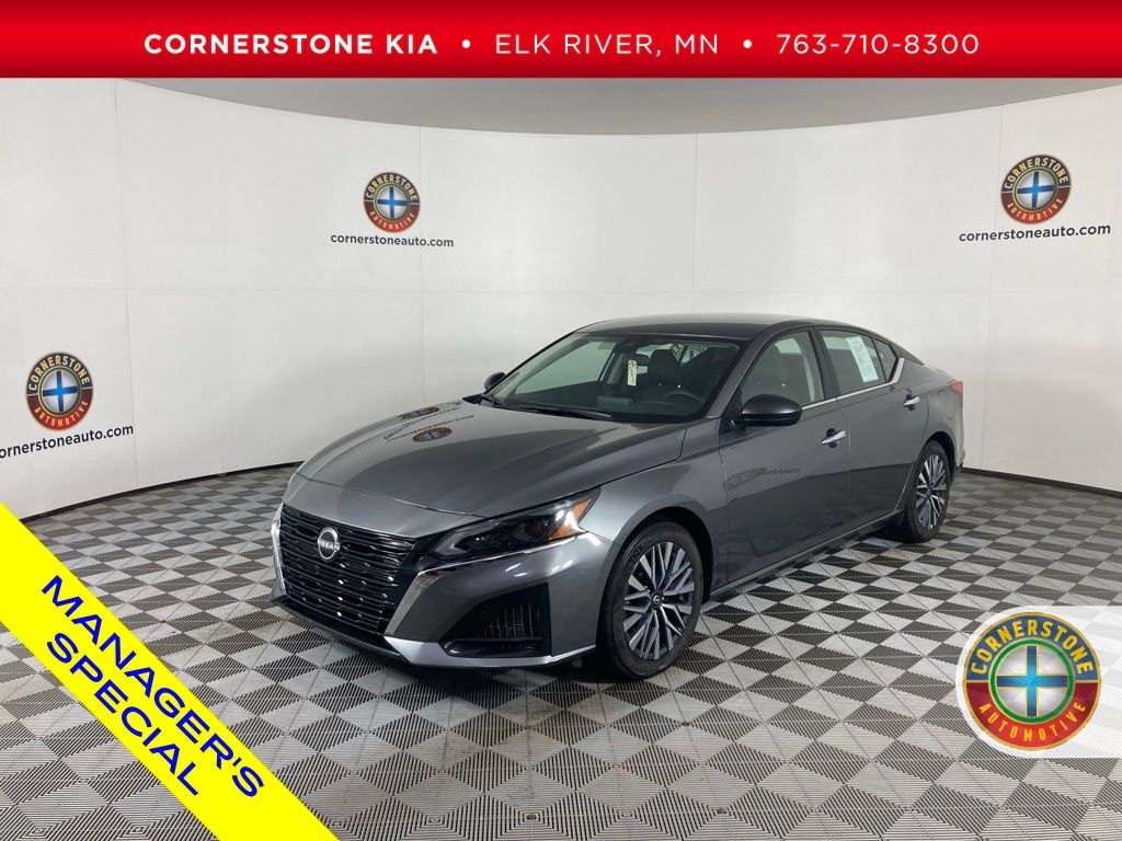 2024 Nissan Altima 2.5 SV FWD