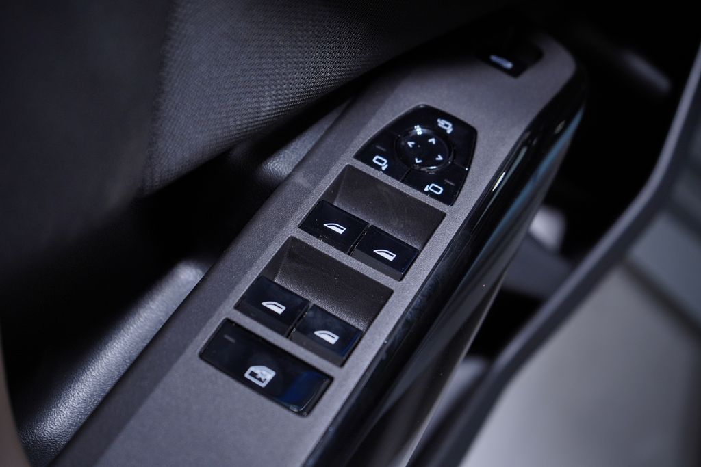 Thumbnail: 2026 BMW X3 - 11