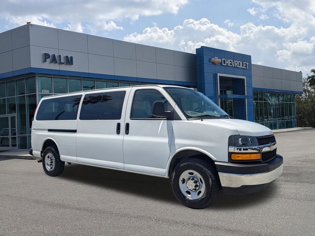 Summit White 2024 Chevrolet Express 3500 LT Extended RWD Van Rear-Wheel Drive 8-Speed Automatic Overdrive