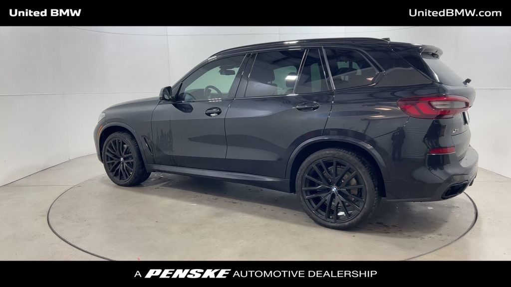 2022 BMW X5 M50i 6