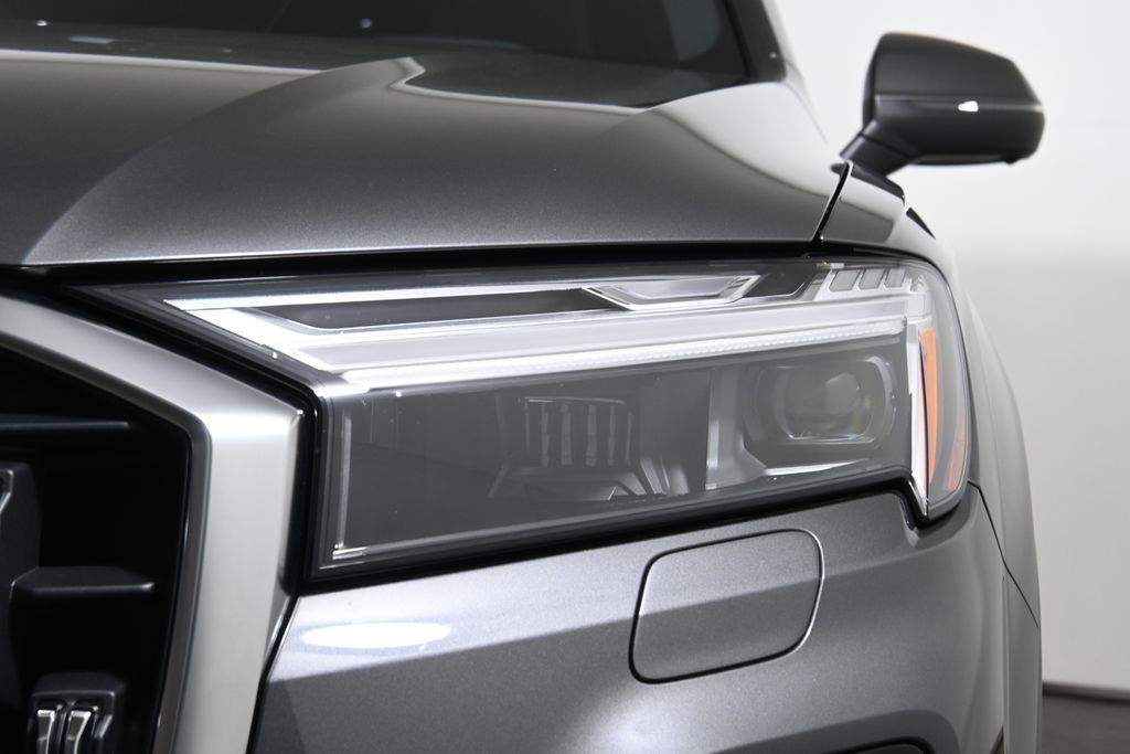 Thumbnail: 2025 Audi Q7 - 10