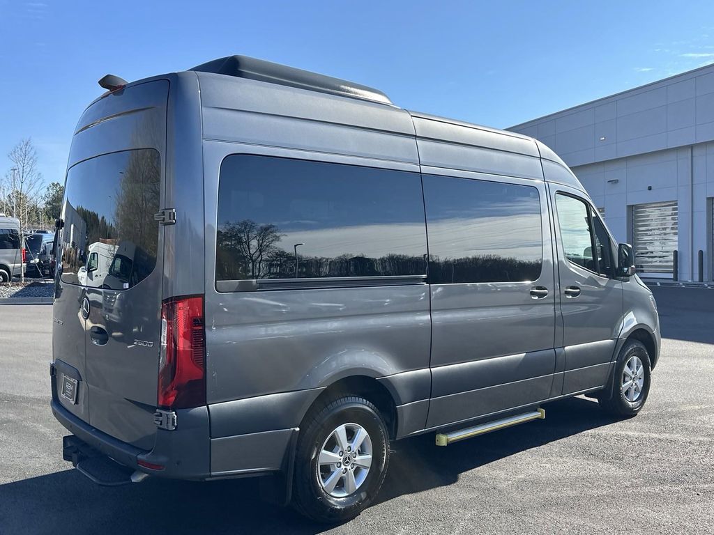 2023 Mercedes-Benz Sprinter 2500 Passenger 144 WB 8