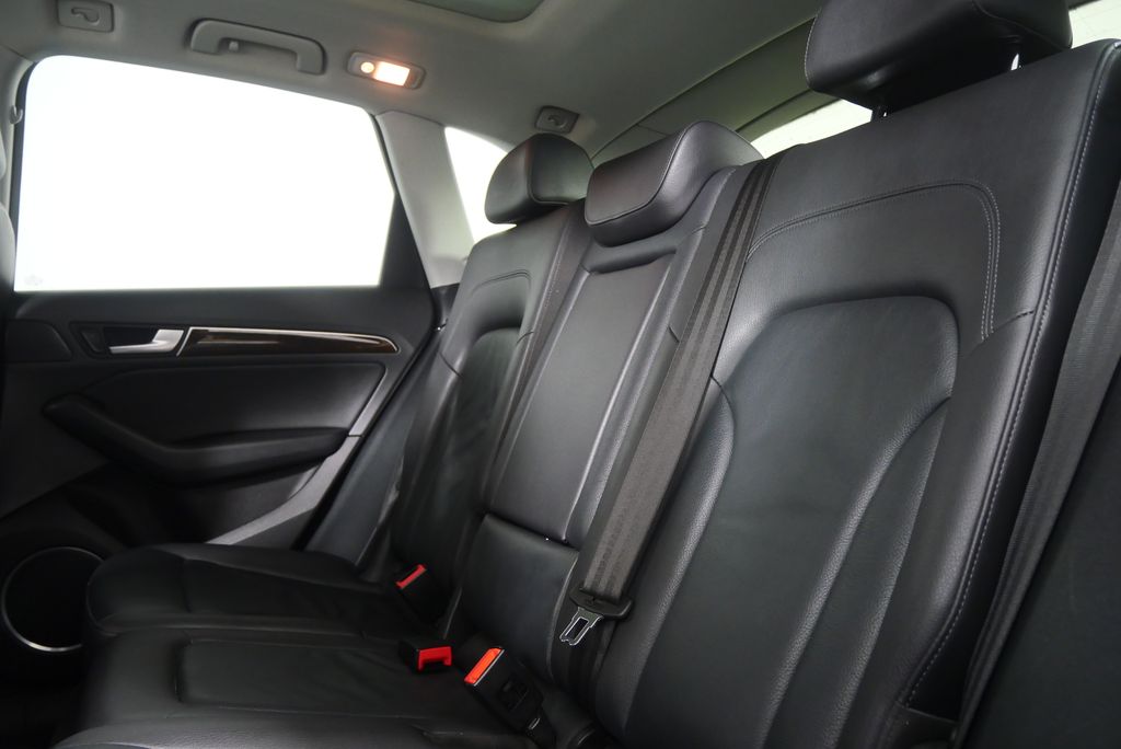 Thumbnail: 2016 Audi Q5 - 13