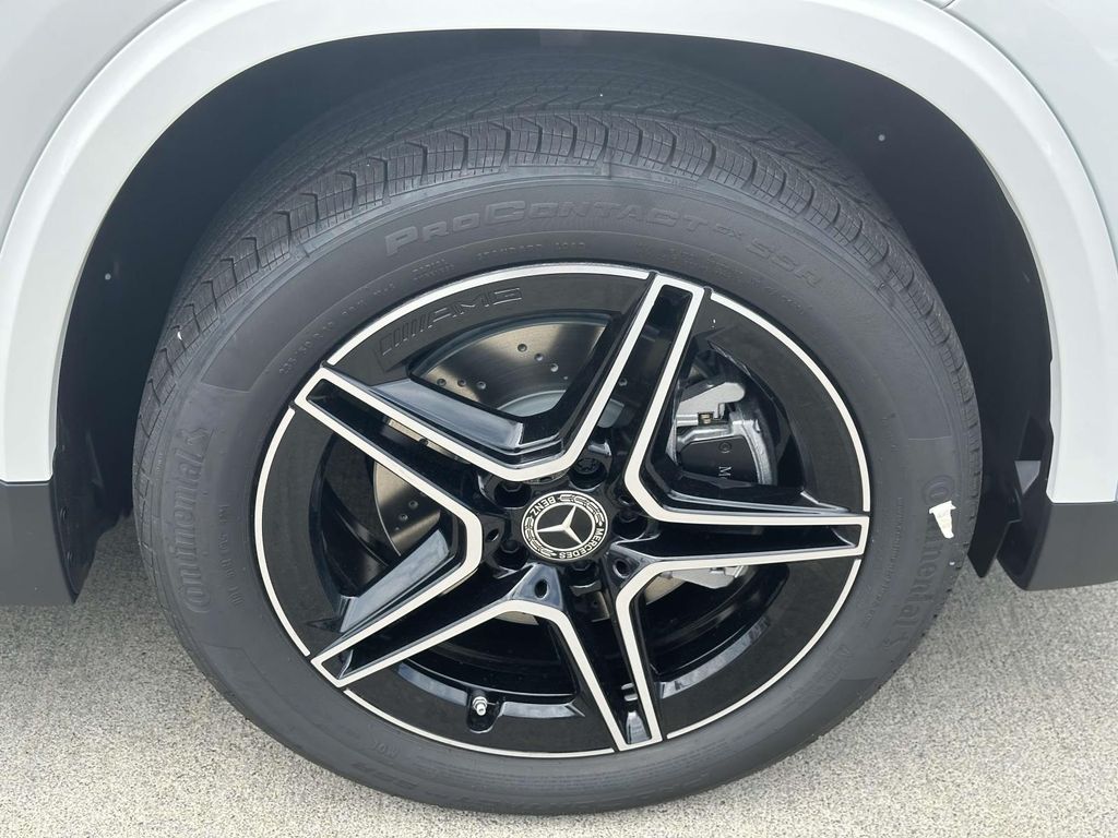2025 Mercedes-Benz GLA 250 4MATIC 7