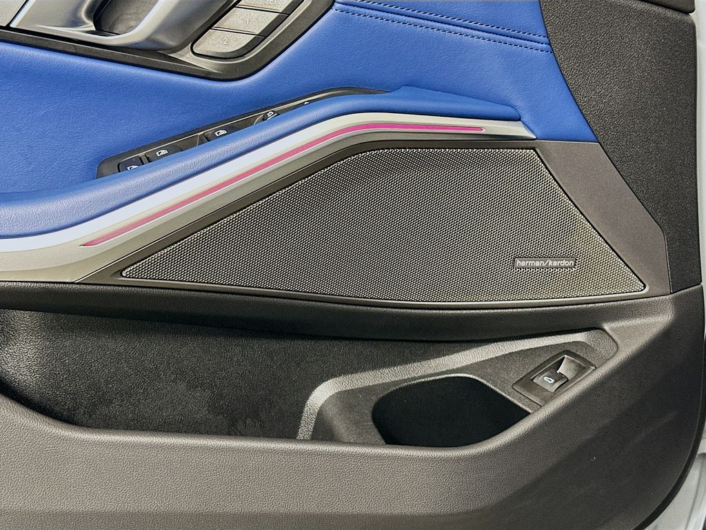 Thumbnail: 2023 BMW M3 - 19