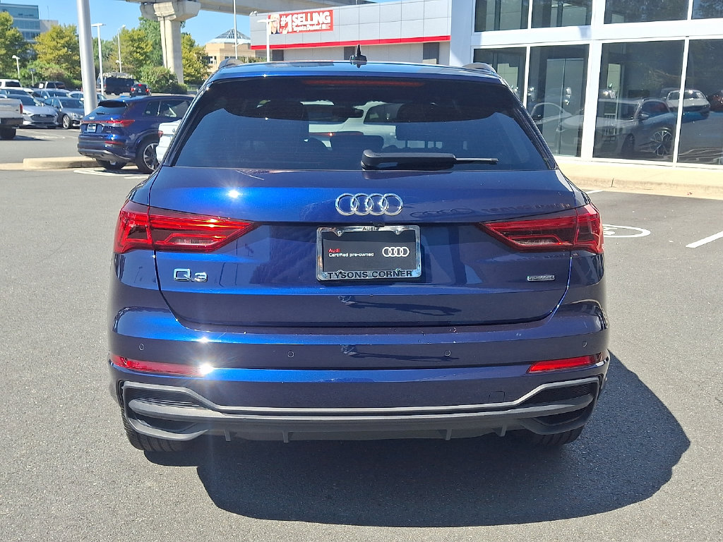 Thumbnail: 2023 Audi Q3 - 5