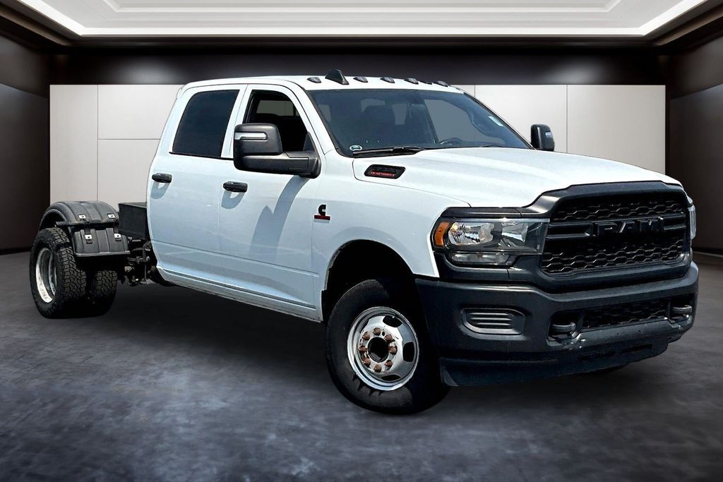 Bright White Clearcoat 2023 RAM 3500 Chassis Pickup Truck 4X2 6-Speed Automatic