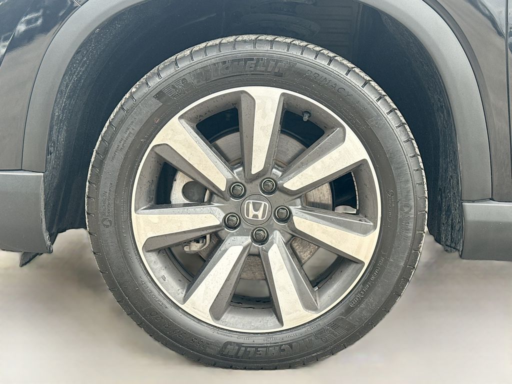 2024 Honda Pilot Touring Black at AutoSavvy Houston Northwest